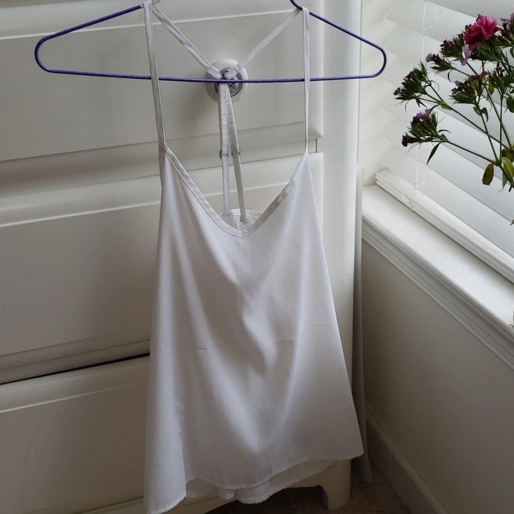 Simple V-neck Tank Top